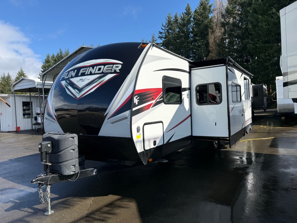 2019 Cruiser RV Fun Finder 28QD #5684 - Sundance RV Center